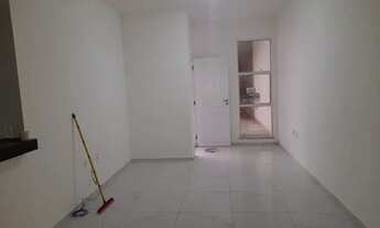 Imagem 5: Casa para aluguel tem 98m² com 3 suítes, 5 vagas de garagem