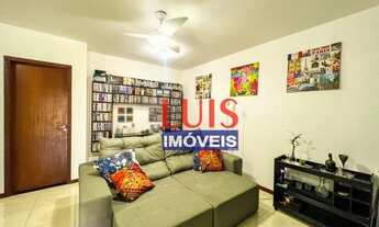 Imagem 7: Maravilhosa casa triplex com 4 dormitórios à venda, 216 m² por R$ 820.000 - Itaipu - Niter