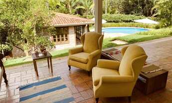 Imagem 4: Casa de condomínio para venda tem 384 metros quadrados com 3 quartos