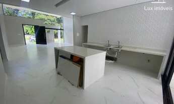 Imagem 6: Alphaville Manaus Ponta Negra / Térrea 274m² 04 Suítes / Piscina / Área Gourmet