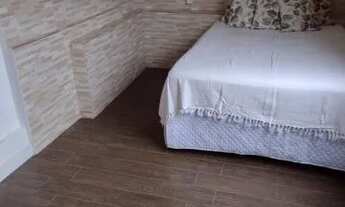 Imagem 6: Quarto para moça, em casa compartilhada