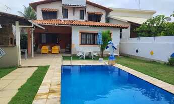 Imagem: Casa em condomínio fechado a poucos metros