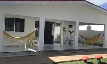 Imagem 2: Casa de praia com piscina