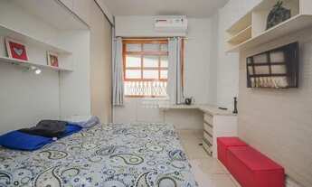 Imagem 6: Conjugado dividido em saleta quarto em Copacabana - RJ