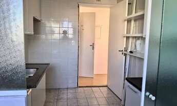 Imagem 5: Apartamento com 3 Quartos e 2 banheiros à Venda, 65m² por R$ 560.000