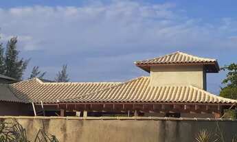 Imagem 2: Casa para venda com 165 metros quadrados com 3 quartos