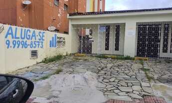 Imagem 4: Casa para aluguel possui 250 metros quadrados com 4 quartos em Suíssa - Aracaju - SE