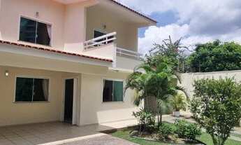 Imagem 2: Casa de condomínio sobrado para aluguel tem 260 metros quadrados com 4 quartos