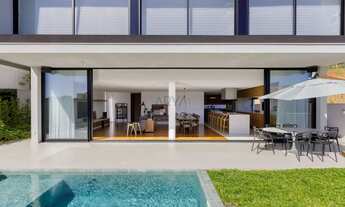 Imagem 2: Casa à venda em condomínio em Santa Felicidade ARYA1