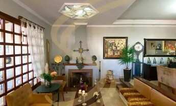 Imagem: Casa Térrea Completa com Piscina no Jardim