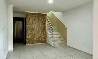 Imagem 2: Casa com 3 Quarto(s) e 3 banheiro(s) para Alugar, 90 m² por R$ 1950 / Mês