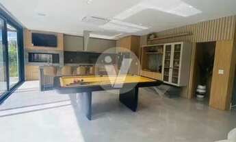 Imagem 7: Belíssima casa mobiliada, 6 suítes e vista integrada à Marina no Velas da Marina