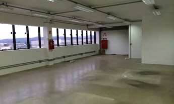 Imagem 3: Galpão para Locação em Condomínio Fechado 1.975 m²