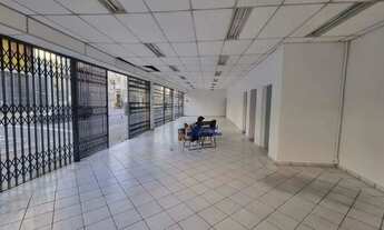 Imagem 3: Galpão com 4500 m2 02 wcs 04 vagas esquina rua caio graco próximo sesc pompéia