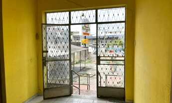 Imagem 3: Casa 04 quartos para fins comerciais em Irajá com amplo espaço para estacionamento - próx