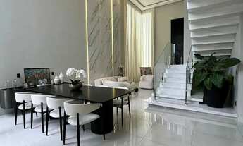 Imagem 4: Sobrado para aluguel tem 312 metros quadrados com 5 quartos