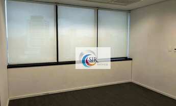 Imagem 10: Laje comercial de 775 m² com carpete e divisórias. 9 banheiros. Ar condicionado. 21 vagas