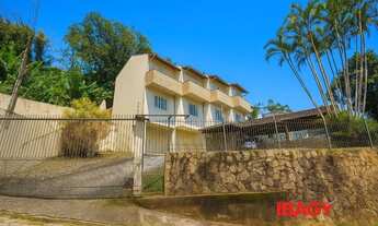 Imagem: Excelente Loft 1 dormitório(s) em Carvoeira