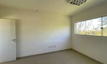 Imagem 2: Barracão comercial para venda e locação próximo ao Parque Ney Braga em Londrina