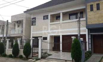 Imagem: Casa para Venda - 272m², 3 dormitórios