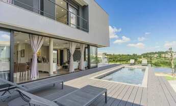 Imagem: Casa de condomínio para venda tem 495 metros