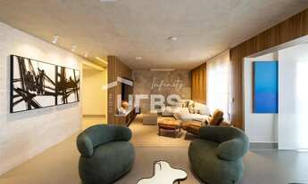 Imagem 2: CHATEAU MARISTA 19º andar Um apartamento mobiliado de alto padrão que une modernidade, so