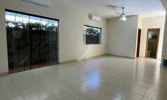 Imagem 3: Damha I - casa completa com 3 suítes e Piscina!