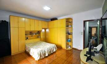 Imagem 7: Sobrado para venda possui 245 metros quadrados com 4 quartos em Bela Vista - Osasco - São