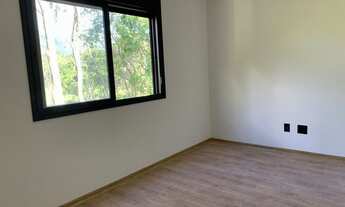 Imagem 5: Sobrado para venda com 113 metros quadrados com 3 quartos em Marmeleiro - Atibaia - SP