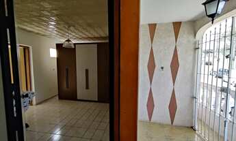 Imagem 5: SOBRADO PARA VENDA TEM 193 METROS QUADRADOS COM 6 QUARTOS EM JARDIM GUAIRACA - SÃO PAULO