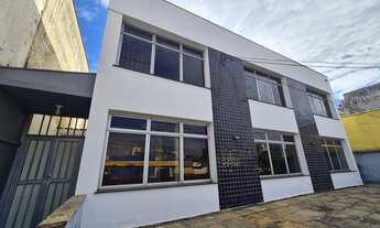 Imagem: Ponto comercial/Loja/Box para aluguel possui