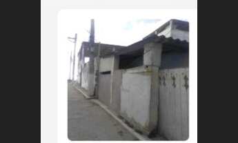 Imagem 2: Vendo casa em Macaé , bairro fronteira .Valor 30.000 Mil