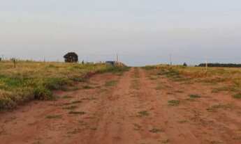 Imagem 3: Tenha Sua Chácrinha ou Sua Área de Veraneio com 1.746 m², Próximo a Campo Grande