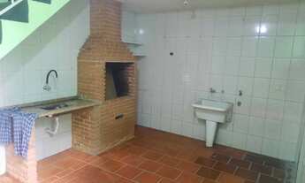 Imagem 3: Casa para aluguel tem 248 metros quadrados com 5 quartos em Vila Mangalot - São Paulo - SP