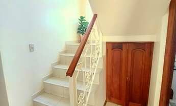 Imagem 7: Sobrado para venda com 260 metros quadrados com 4 quartos