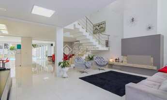 Imagem 2: Casa com 3 quartos no bairro Tristeza - Porto Alegre - RS