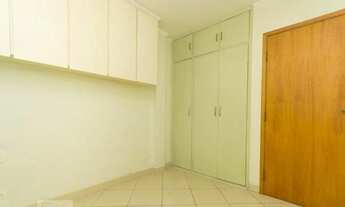 Imagem 4: Apartamento de 2 Dormitórios na Rua Domingos de Morais