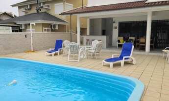 Imagem 2: Belíssima casa de 05 Suítes e piscina, ao lado do Open Shopping em Jurerê Internacional!