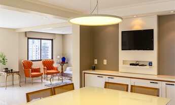 Imagem 4: Apartamento para venda possui 200 metros quadrados com 4 quartos em Moema - São Paulo - SP