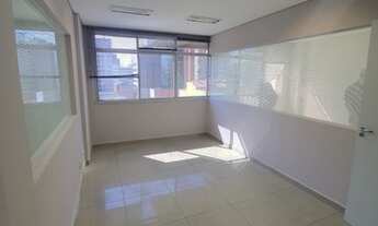 Imagem 2: Sala comercial com114m² no Centro de Curitiba. Excelente localização!