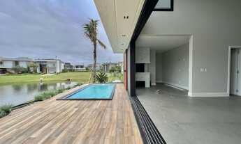 Imagem 3: Casa de condomínio sobrado para venda tem 210 metros quadrados com 4 quartos