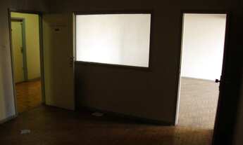 Imagem 3: Galeria para aluguel possui 60 metros quadrados com 2 quartos em Centro - Uberaba - MG