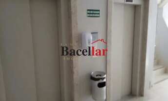 Imagem 6: Andar-LOCAÇÃO-Tijuca-Rio de Janeiro-RJ