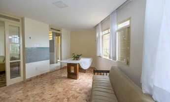 Imagem 2: Casa para venda possui 300 metros quadrados, com 6 quartos em Barris - Salvador - BA