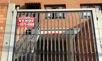 Imagem 2: * Excelente Sobrado de 3 Dormitórios sendo 1 Suíte com 2 Vagas de Garagem - Quintal - 100