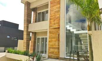 Imagem: Lindo sobrado a venda no Condominio Bella