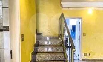 Imagem 6: Sobrado para venda possui 261 metros quadrados com 5 quartos em Planalto Paulista - São Pa