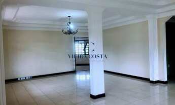 Imagem 6: Casa de condomínio sobrado para aluguel possui 750 metros quadrados com 5 quartos