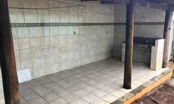 Imagem 5: Casa para venda possui 180 metros quadrados com 4 quartos em Santa Efigênia - Caldas Novas