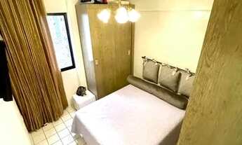 Imagem 2: Apartamento para venda possui 70 metros quadrados com 3 quartos em Boa Viagem - Recife - P